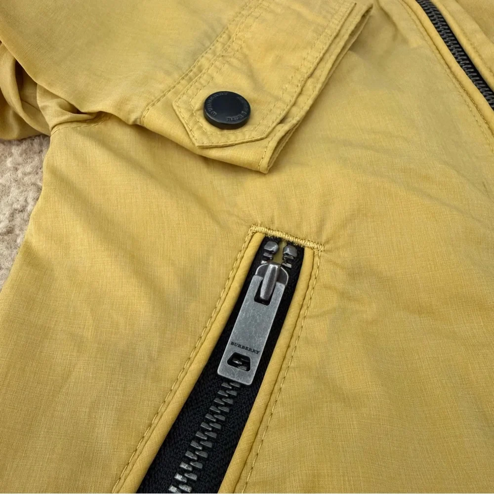Burberry yellow hooded